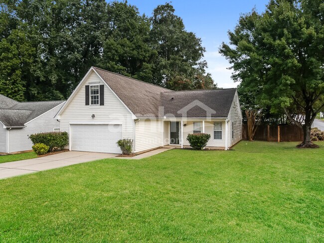 Building Photo - 704 Bent Hollow Ct