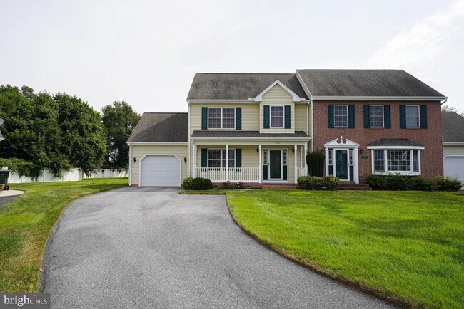 Building Photo - 1331 Aspen Dr