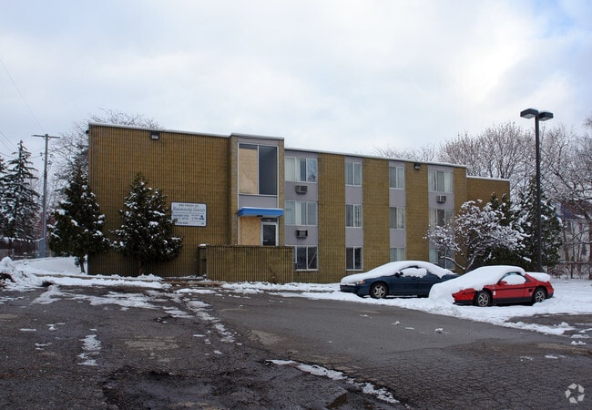 Building Photo - 817 N Stevenson St