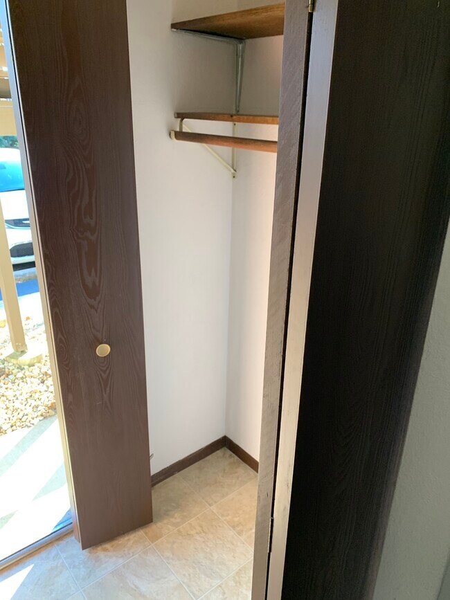 Lots of closet space! - 402 N Hesperia St