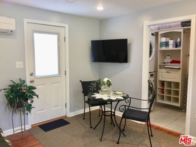 Building Photo - 1348 S Curson Ave