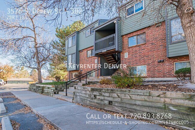 Building Photo - Spacious 2-Bedroom Condo with Loft, Firepl...