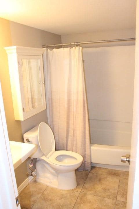 Building Photo - 1604 Summer Creek Ct