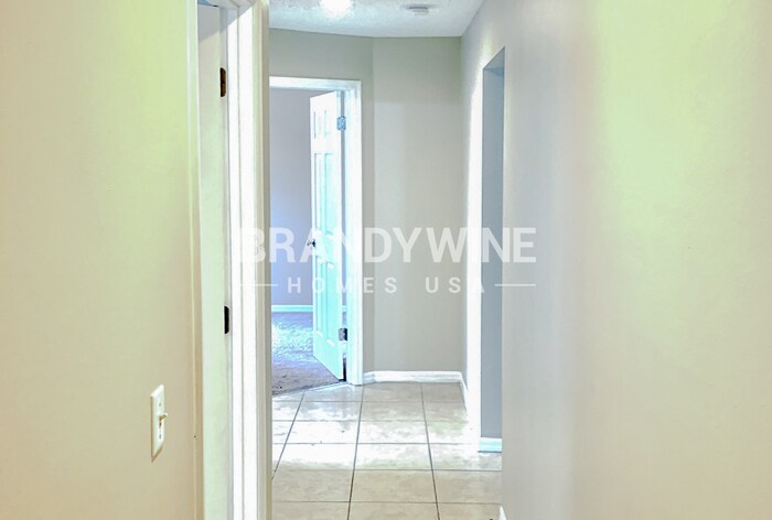 Building Photo - 6711 King Rail Ct