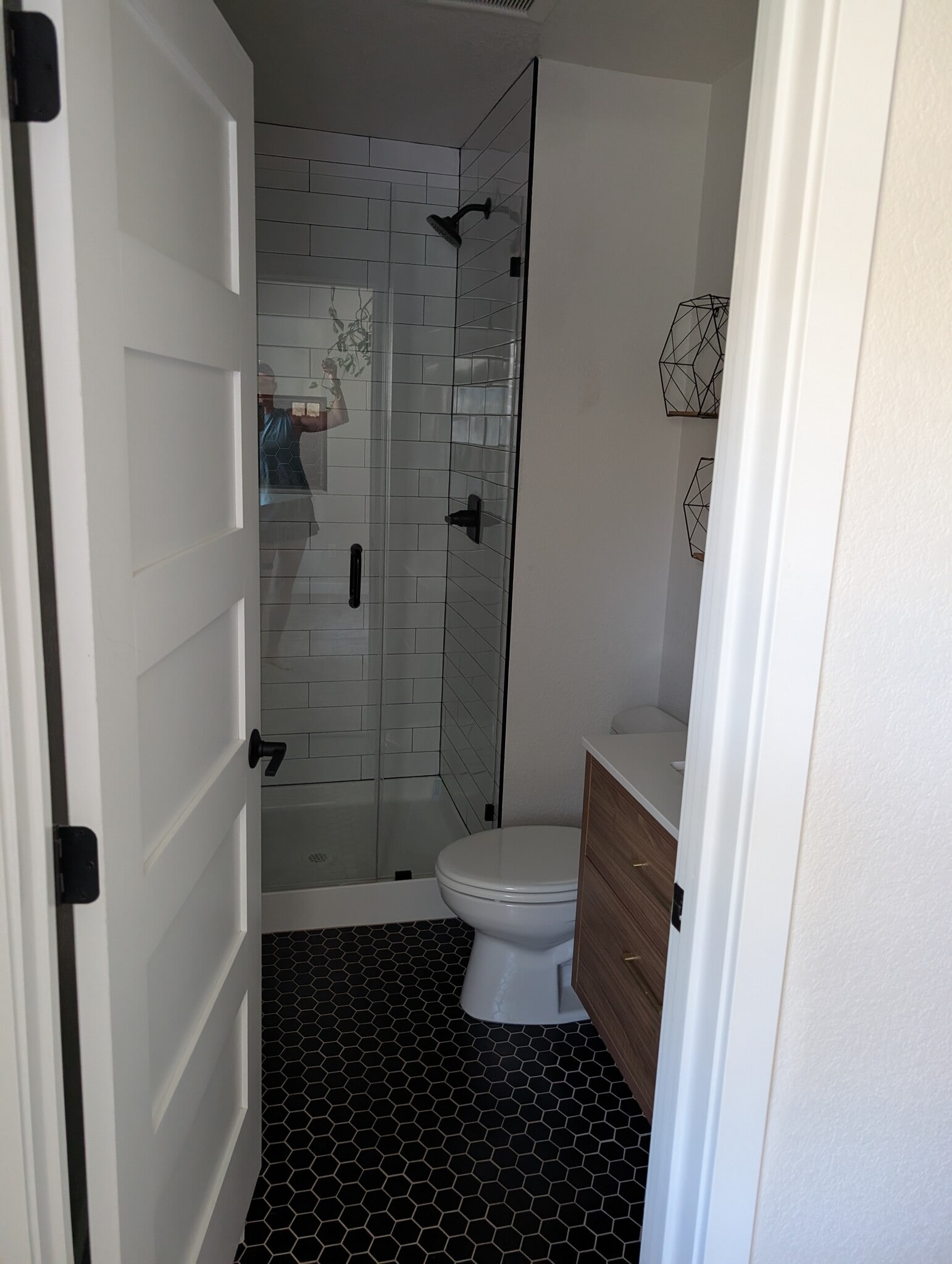 Master Bathroom - 3604 S Olathe St