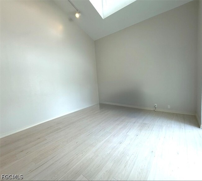 Building Photo - 13121 Whitehaven Ln
