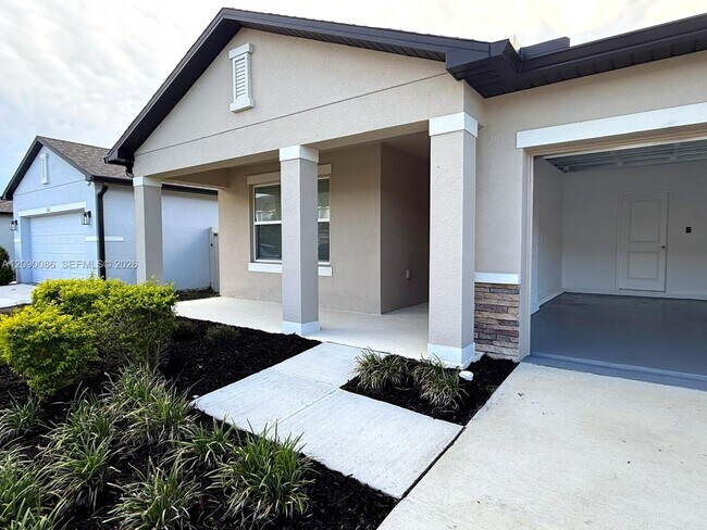 Building Photo - 1306 Axel Graeson Ave