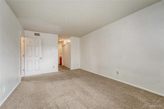 Building Photo - 491 S Kalispell Way
