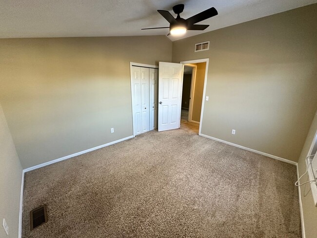 Building Photo - *Monthly Rental Discount Through Summer!* Renovated 5-BR, 2-BA