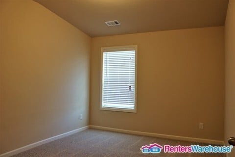 Building Photo - 3144 Cross Creek Dr