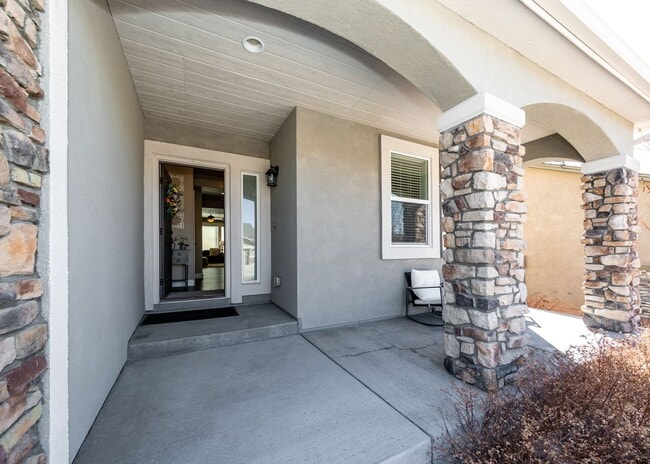 Building Photo - Beautiful, Spacious Home in Wolf Ranch in D20