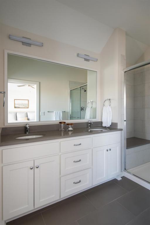 Building Photo - 7930 Greystone St