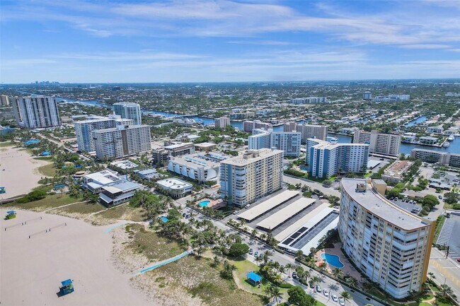Building Photo - 301 N Ocean Blvd