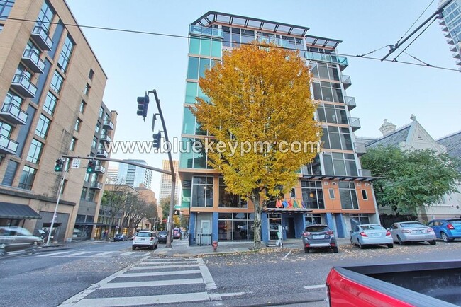 Building Photo - 1 Bed, 2 Bath Condo at Mosaic Apts in the ...