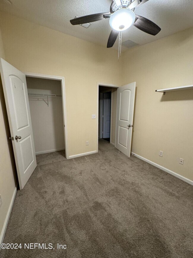 Building Photo - 13321 Low Tide Way