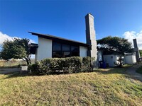 Building Photo - 2201 Seville Ct