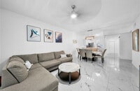 Building Photo - 512 Mainsail Dr