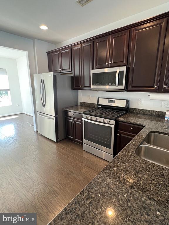 Building Photo - 17087 GIBSON Rd