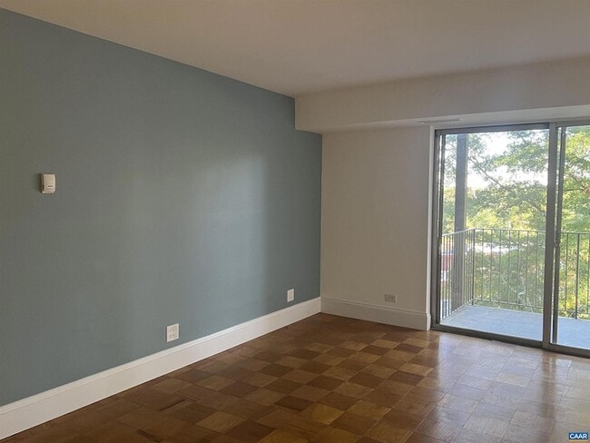 Building Photo - 511 1st St N