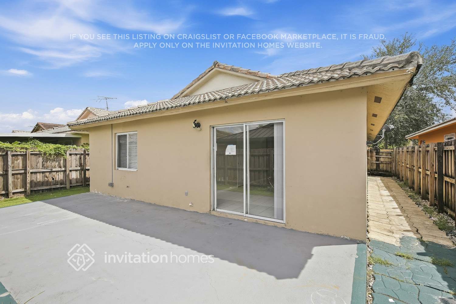 Building Photo - 9775 NW 126th Terrace