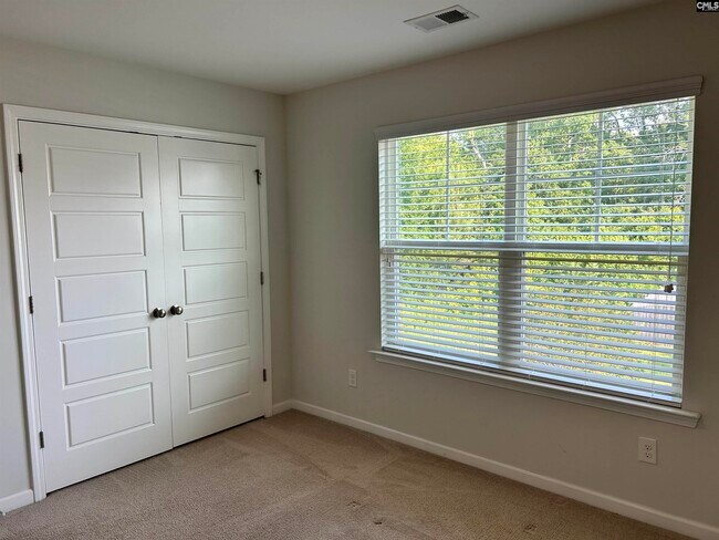 Building Photo - 309 Lanyard Ln
