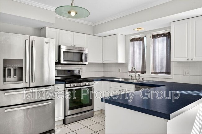 Building Photo - 3644 Vago Ln