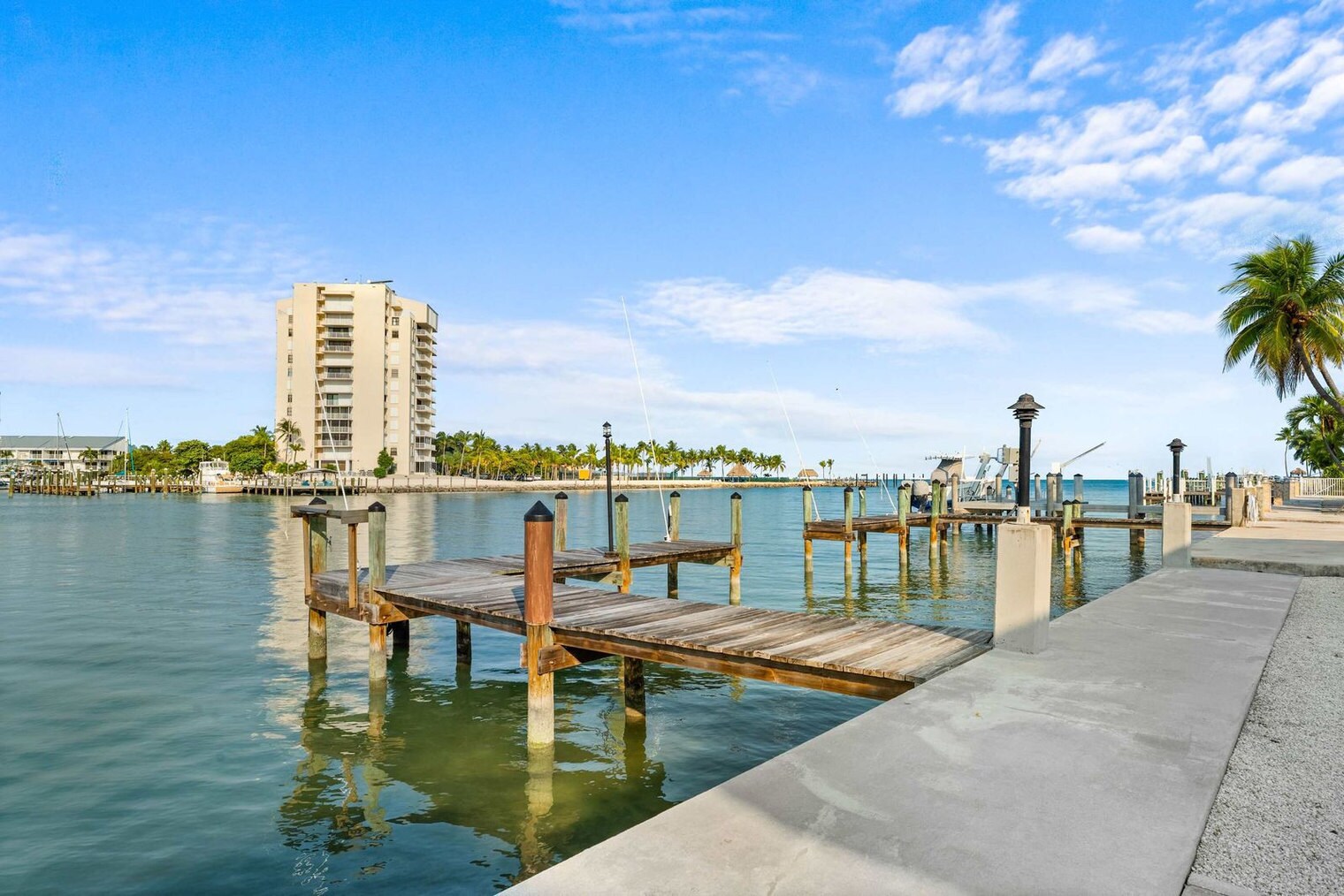 Building Photo - 260 1st St