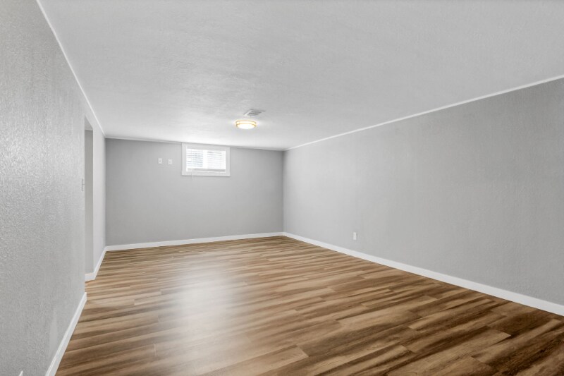 Building Photo - 1217 12th St