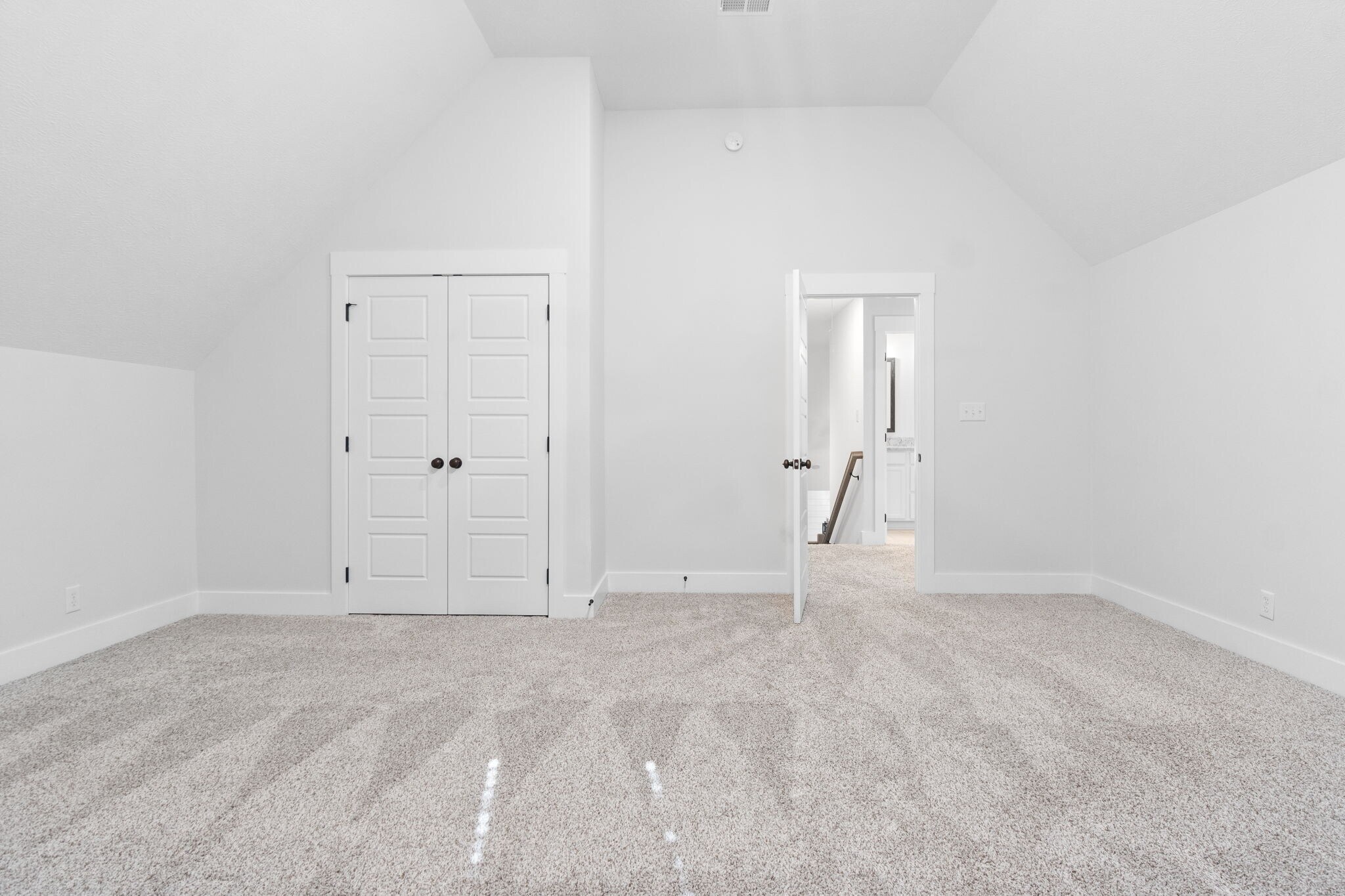 Building Photo - 1022 Brightwood Ct