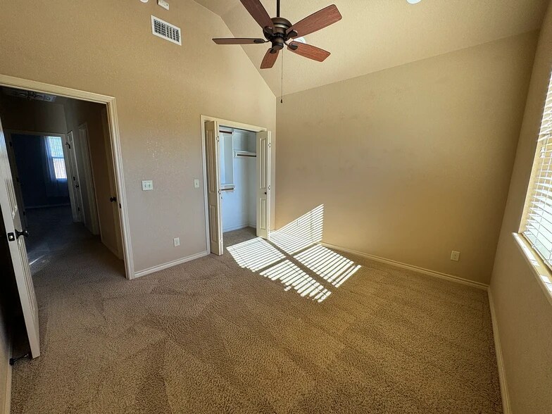 Building Photo - 610 Benelli Dr