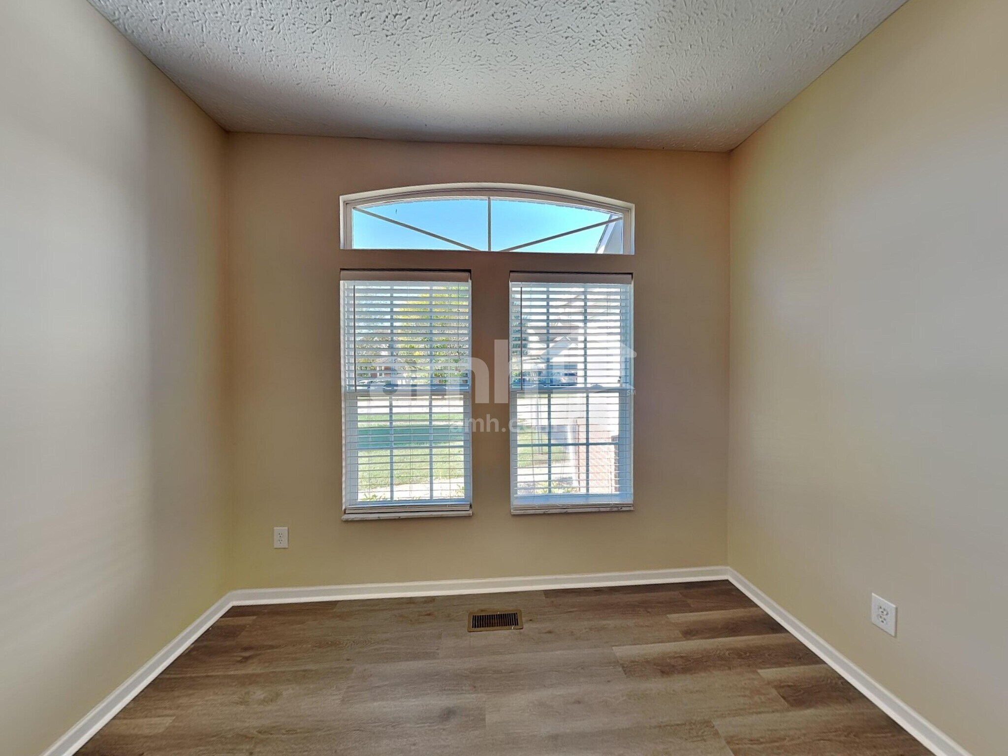 Building Photo - 46 Runkle Dr