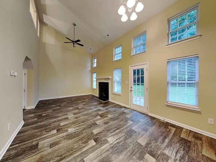 Building Photo - 6622 Autumn Gate Ln