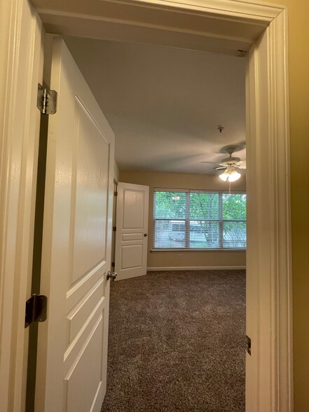 Building Photo - 3831 Cherokee Woods Way