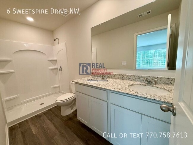 Building Photo - 6 Sweetspire Dr