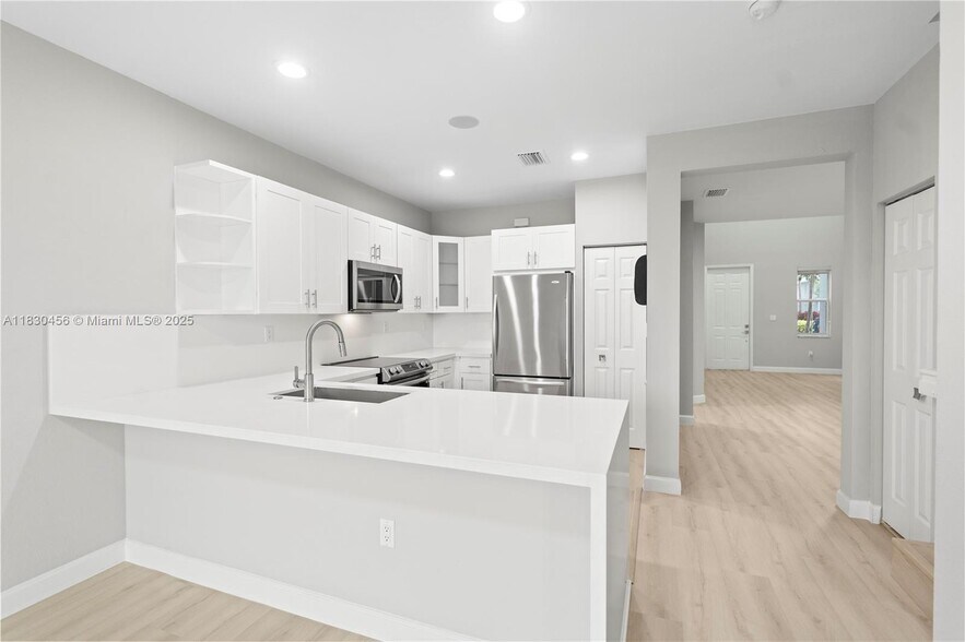 Building Photo - 10761 SW 7th St