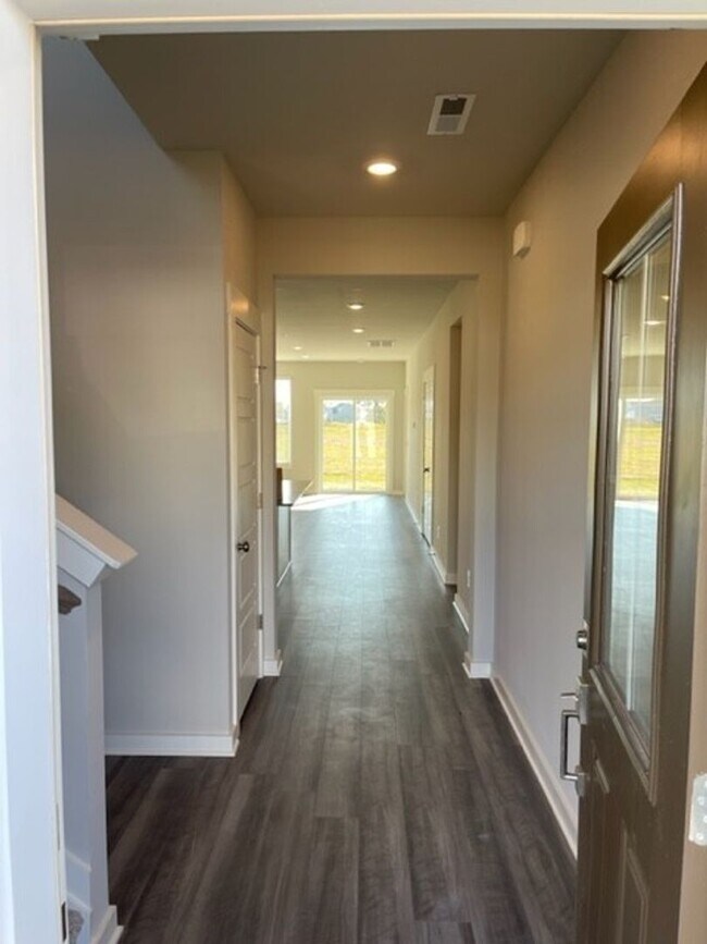 Building Photo - Stunning home in Sawgrass