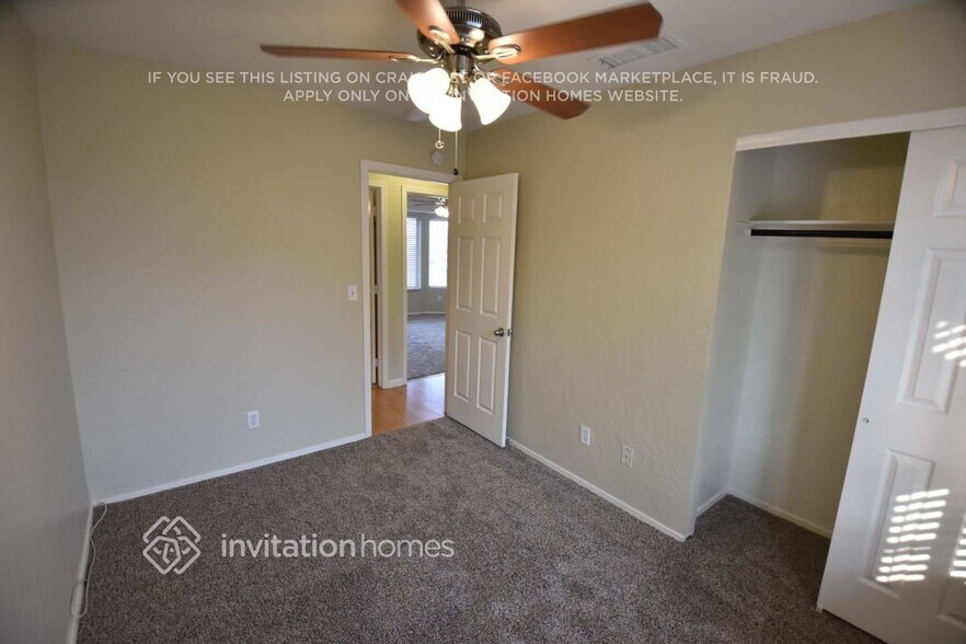 Building Photo - 1704 S 39th St