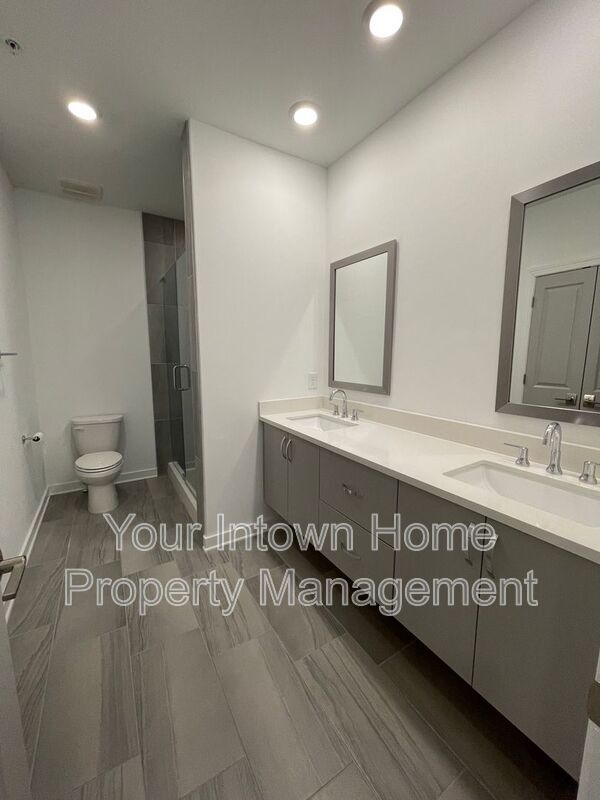 Building Photo - 407 Pratt Dr SE