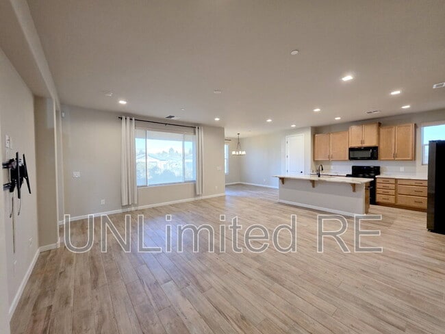 Building Photo - 308 Spirit Cir