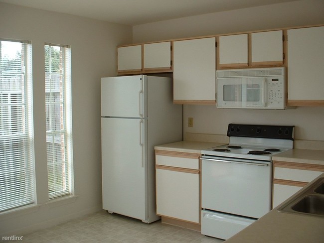 Building Photo - 2 br, 2.5 bath  - Carters Cove  Townhouse