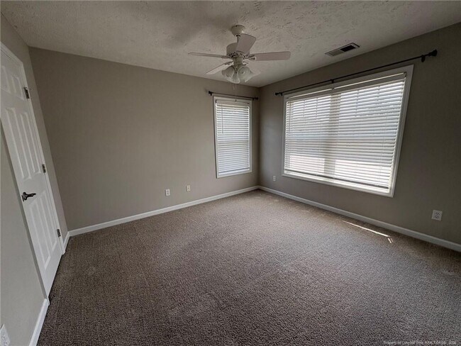 Building Photo - 3330 Harbour Pointe Pl