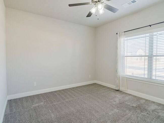 Building Photo - 1130 Quailridge Way