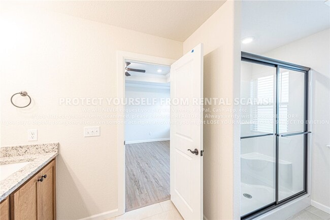 Building Photo - 142 N Broyles Ave