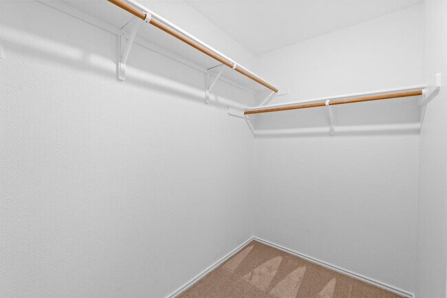Building Photo - 6003 Wideleaf Dr