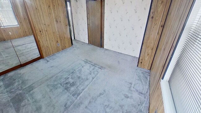 Building Photo - Cozy Single-Family Farmhouse with Rustic Character