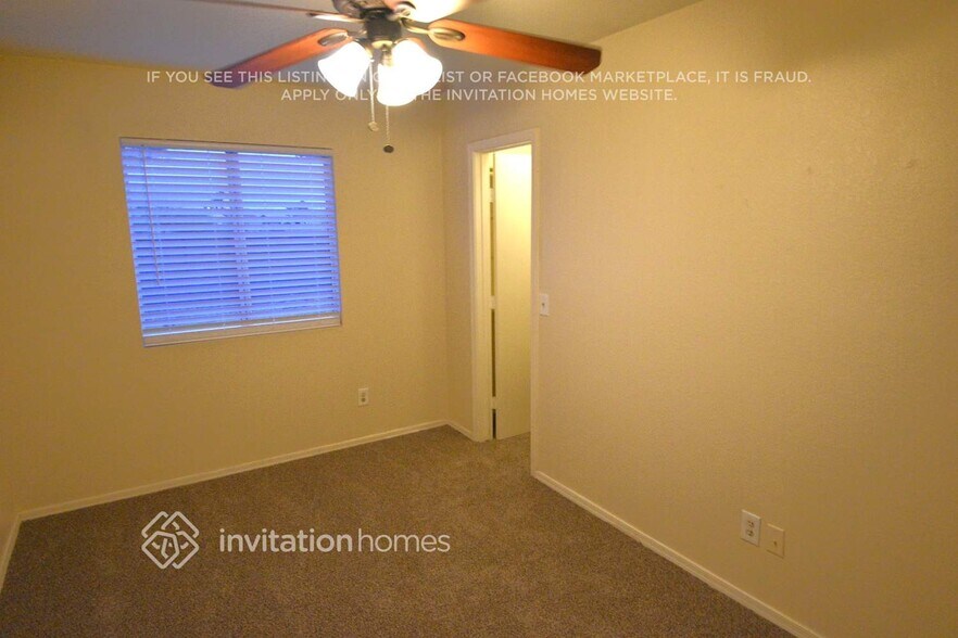 Building Photo - 3317 W Potter Dr