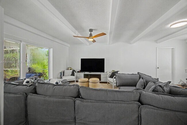 Building Photo - 7100 SW 119th St