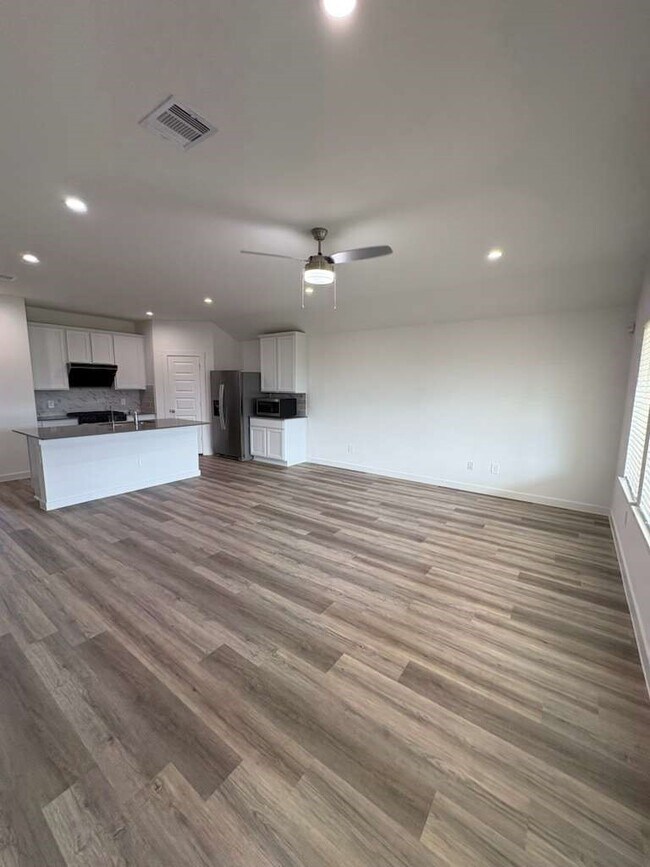 Building Photo - 3231 Langley Bnd Ln