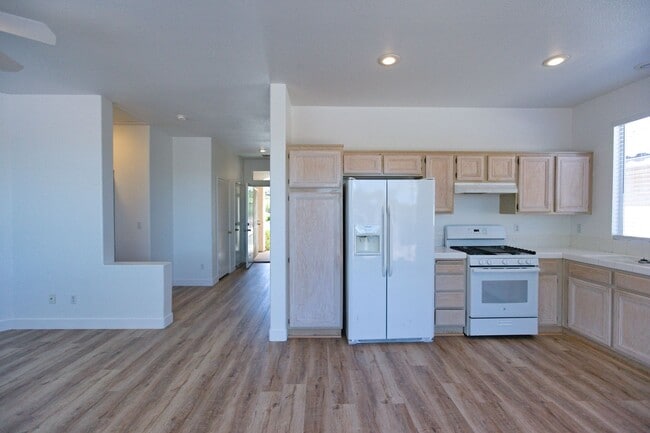 Building Photo - Beautiful One-story house in Summerlin