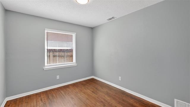 Building Photo - 8155 Shafter Dr